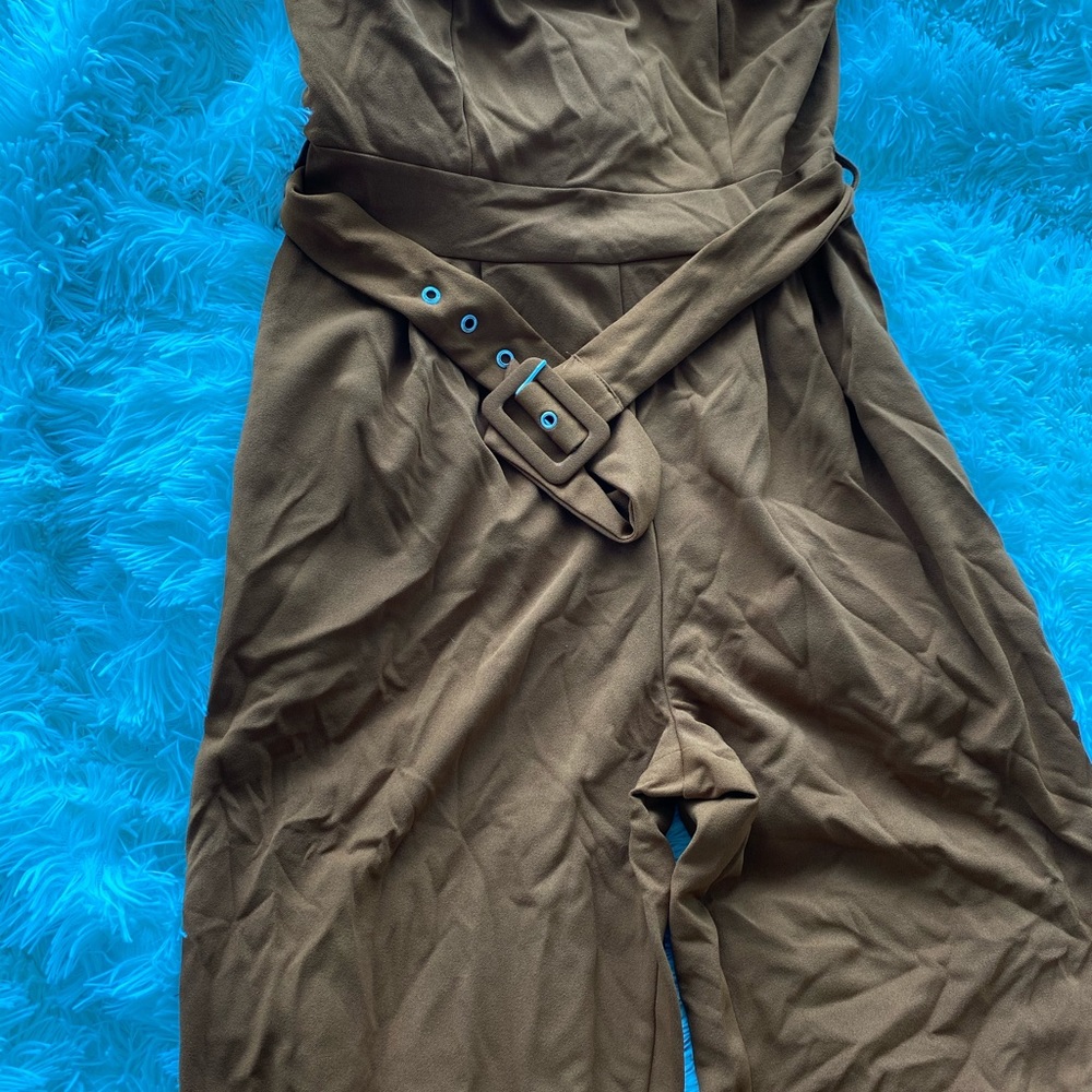 Jumpsuits - Picture 4 of 4